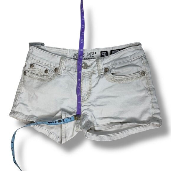 Miss Me Irene Shorts Womens Sz 29 White Embroidered Low Rise Flap Pocket Denim - Picture 6 of 15